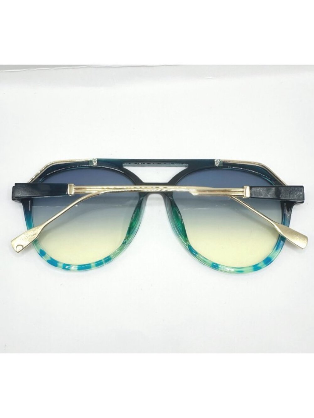 Blue Gradient Top Bar Tortoiseshell Aviator Style Sunglasses - Picture 4 of 4